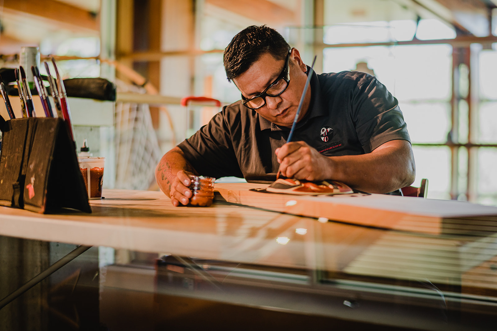 Ses Siyam Ray Natraoro Squamish Nation Artist and Master Carver. Photo by Logan Swayze